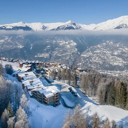 In Alps With Views Апартаменты *